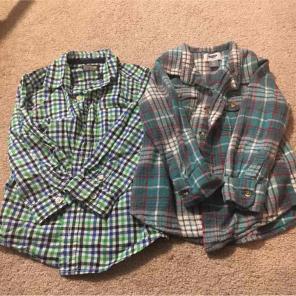 Boy's button up shirts size 4/4t