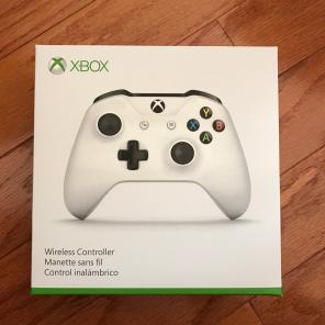 Xbox One Controller READ DESCRIPTION