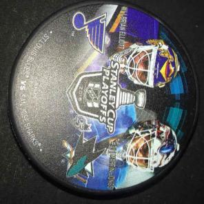 2016 blues Stanley playoff pucks