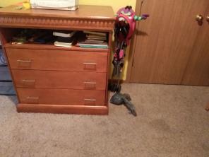 Hotel dresser