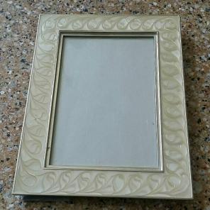 Hudson Hill gorgeous frame picture