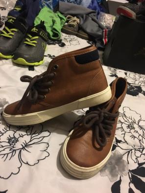 Boys Náutica Shoes (size13)