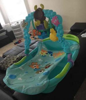 Baby bathtub