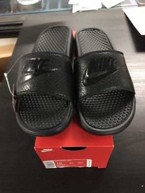 Nike Benassi JDI Slides Brand New