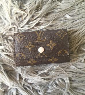 Louis Vuitton Key holder
