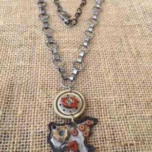 Chunky pendant necklace