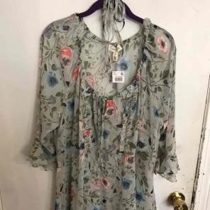 XL Jessica Simpson Maternity Top