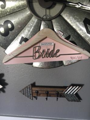 Bride Hanger DavidTutera New White Metal