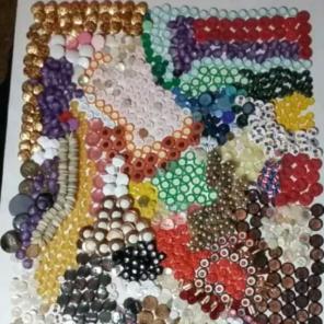 Hundreds of Vintage Buttons 3lbs +