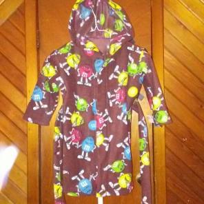 M&M robe