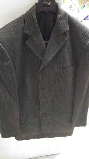 Mens Black pinstripe suit size 40s