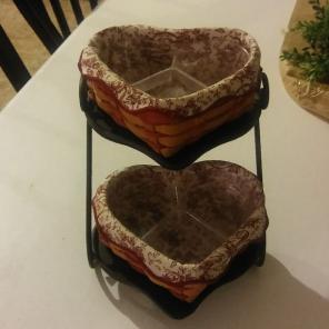 2 heart shaped baskets and longab stand