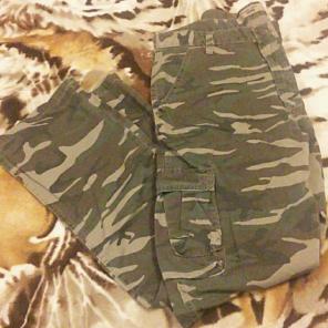 Nwot Mens Camo jeans