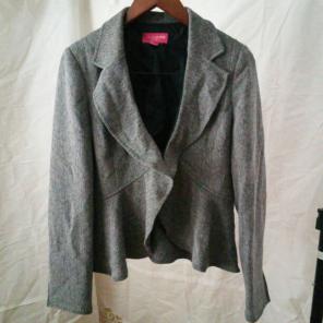 Liz Lange Large Ruffle Cropped Blazer