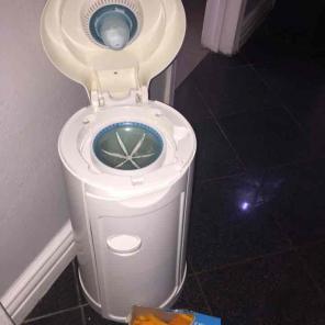 Diaper pail
