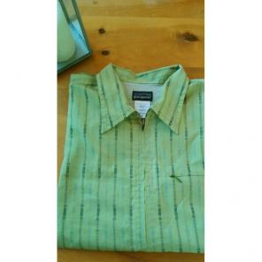Patagonia Rhythm Green Zip Front Large