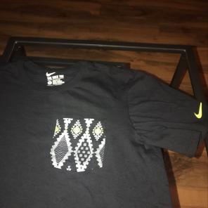 Like New Men's Nike Shirt Size Small