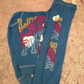 VS pink Hoodie and sweat pants