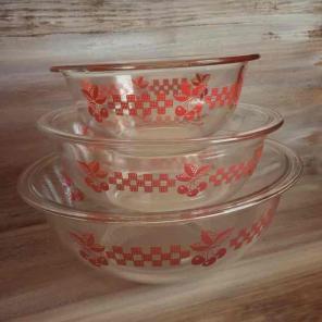 Pyrex Red Cherries Mixing Bowl Set