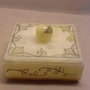 Trinket box with grey etching