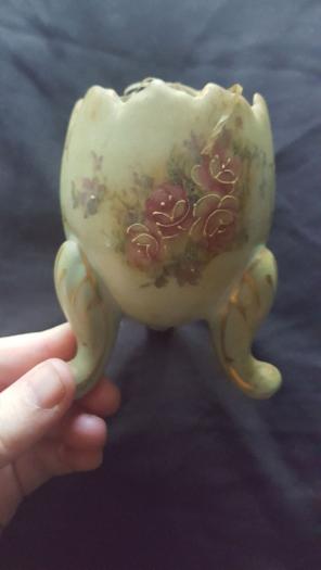 Vintage INASCO JAPAN porcelain egg
