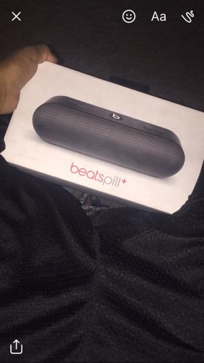 Beats Pill +