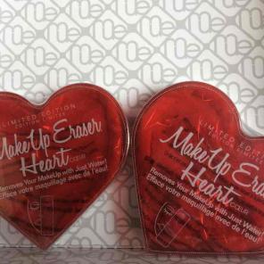 Limited Edition Heart Mini MakeUp Eraser