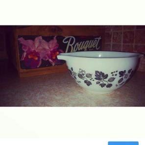 Dutch Tulip Tablecloth & Pyrex GB