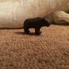 Mini carved bear