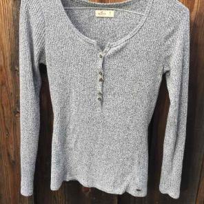 Hollister Soft Grey Henley