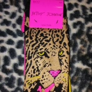 *BETSEY JOHNSON*6pk socks