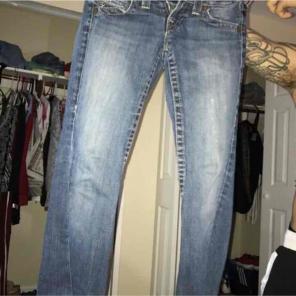 True religion jeans!!