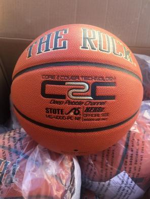 2 THE ROCK BASKETBALLS for 38$
