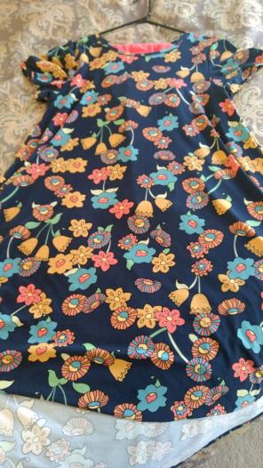 Lularoe Carly legging material!