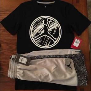 NIKE JORDAN BOYS BASKETBALL BUNDLE