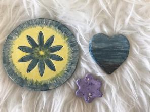 Blue And Purple Ceramic Pie es
