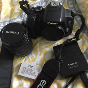 Canon T4i