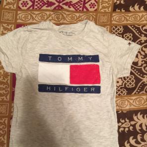 Tommy hilfiger tshirt