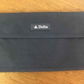 Vintage 80's Delta Airlines Pouch