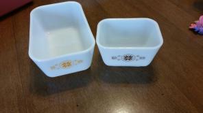 Pyrex Town And Country fridgies