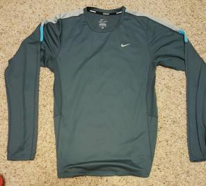 Nike Dri-Fit Long Sleeve Shirt (S)