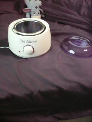 Wax heater