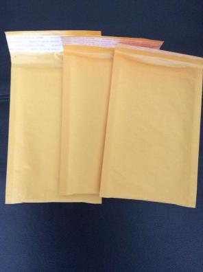 110. Kraft Bubble Mailer 4"x8"