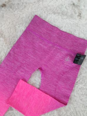 Neon pink capri yoga workout leggings