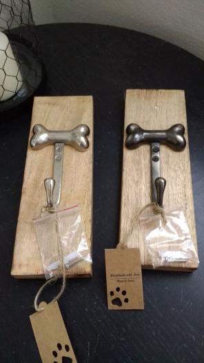 Dog bone hook