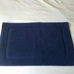 Bath rug