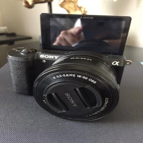 Sony a5100 W/lens (New Condition)