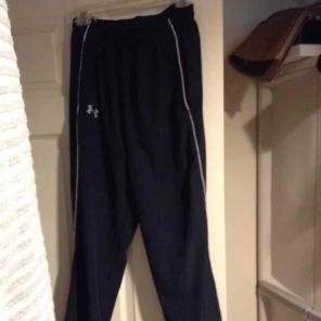 Under armor sweatpants