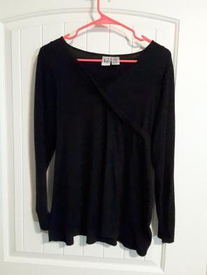 Size lg Duo Maternity shirt