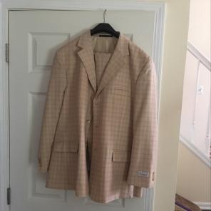 New Men's Suit 44R/36S